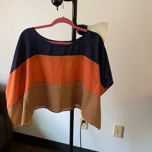 Forever 21 pullover shirt size medium